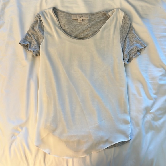 Tops - Ann Taylor Loft White Gray Fluid Tee XXSP Petite